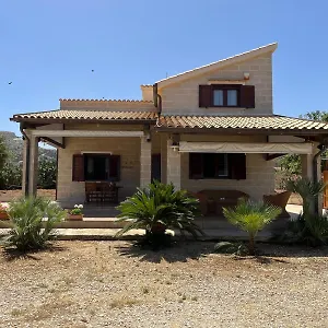  Villa Lea